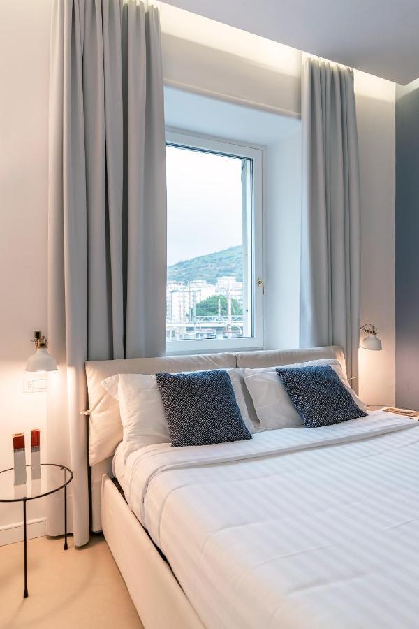 Starhost - Petit B&B Salerno Ngoại thất bức ảnh