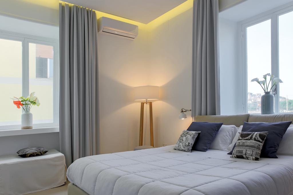 Starhost - Petit B&B Salerno Ngoại thất bức ảnh